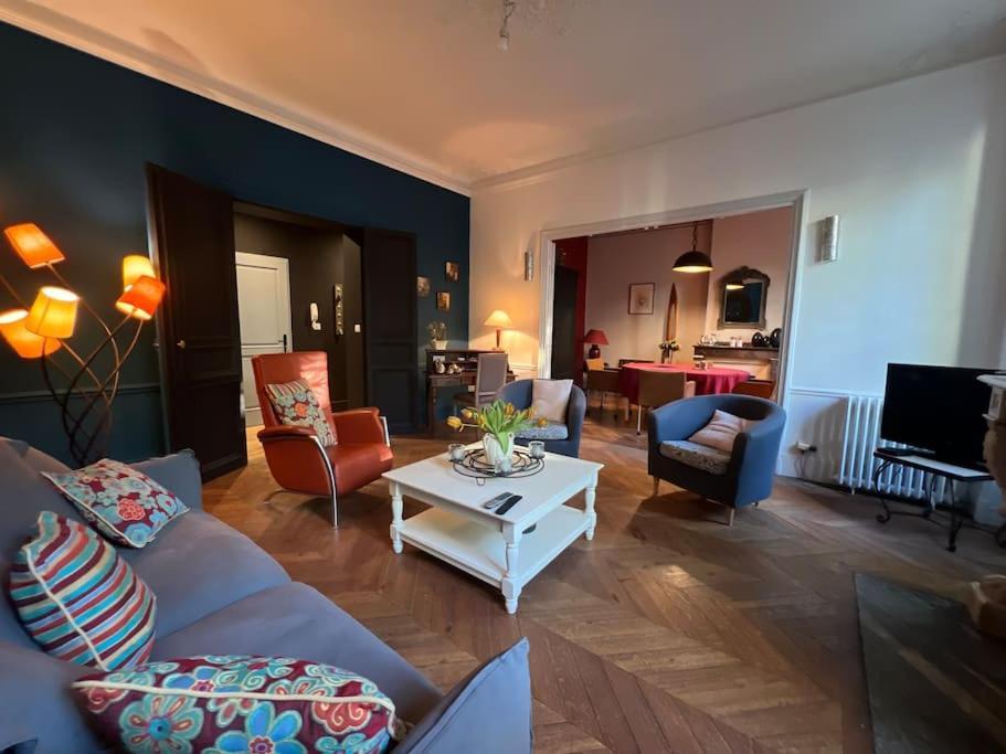 Coeur De Ville, Garage Prive Et Gratuit Avec Terrasse ! Cahors Eksteriør bilde